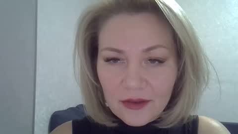 3susie online show from October 19, 2025, 10:16 am