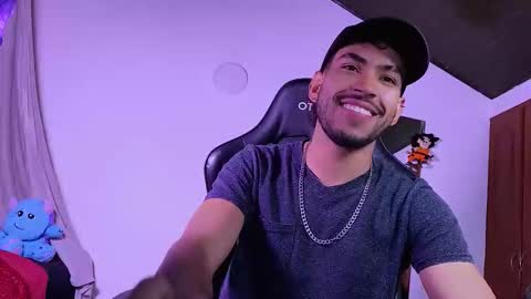 E V I L online show from February 4, 2026, 12:05 am