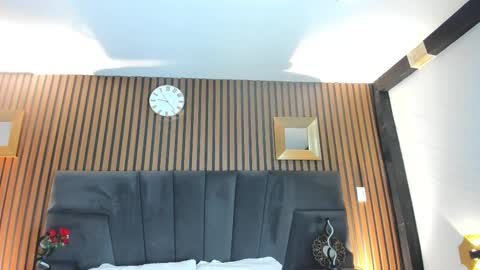 3X NAXAA online show from October 30, 2025, 12:39 pm