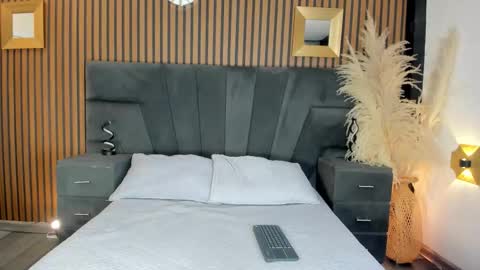 3X NAXAA online show from February 6, 2026, 1:14 pm