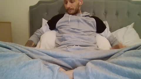 420feetloverr420 online show from April 11, 2026, 4:33 pm