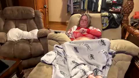 Just4fun online show from April 12, 2026, 4:17 am