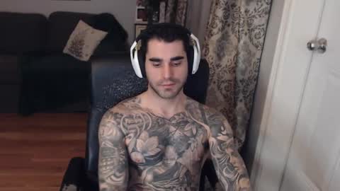 Snapshot of 420randomguy chatting on February 14, 2025, 12:51 am Anomander Rake online show from February 14, 2025, 12:51 am