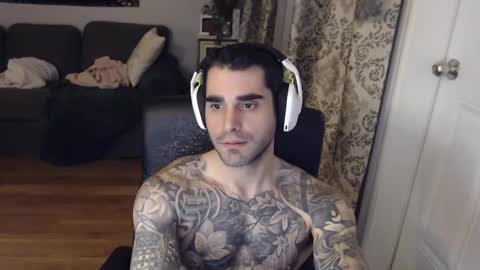 Snapshot of 420randomguy chatting on February 21, 2025, 1:00 am Anomander Rake online show from February 21, 2025, 1:00 am