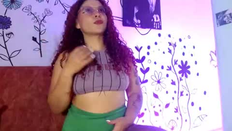 Snapshot of 420viol3ta_ chatting on July 6, 2026, 9:06 pm Violeta online show from July 6, 2026, 9:06 pm
