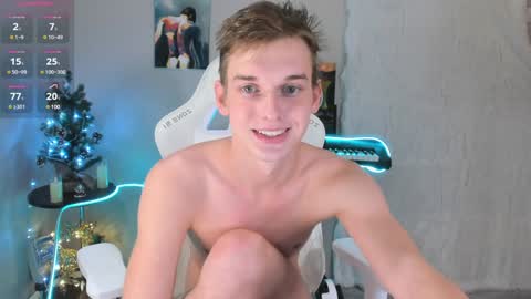 Snapshot of 4ever_dude chatting on December 29, 2024, 9:39 am Andrew online show from December 29, 2024, 9:39 am