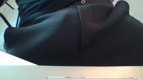 4glz online show from October 6, 2025, 2:42 am