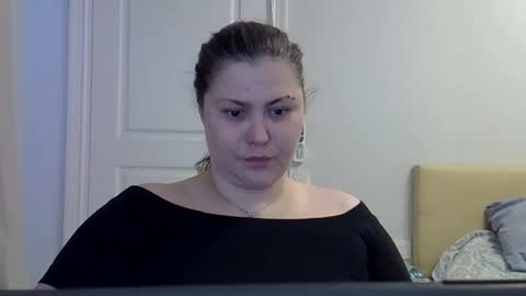 5anna online show from October 19, 2025, 11:44 am