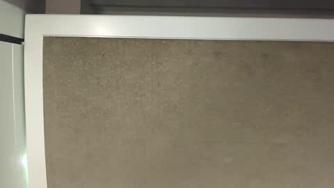 Snapshot of 5minuescum chatting on October 28, 2025, 1:42 am RecentBison online show from October 28, 2025, 1:42 am