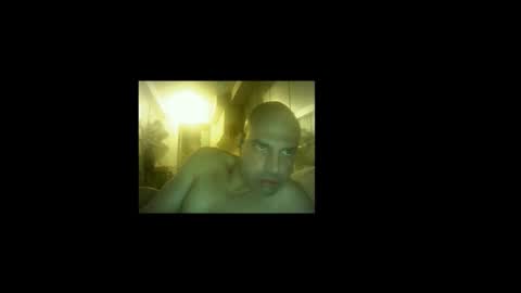 Snapshot of 5minuescum chatting on November 16, 2025, 9:31 pm RecentBison online show from November 16, 2025, 9:31 pm