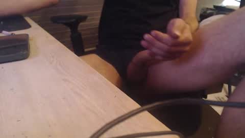 64293boy online show from May 10, 2026, 7:46 am