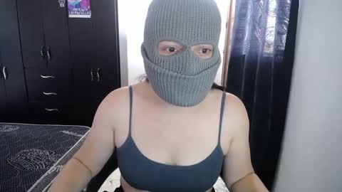 SHANNON online show from December 2, 2024, 5:15 pm