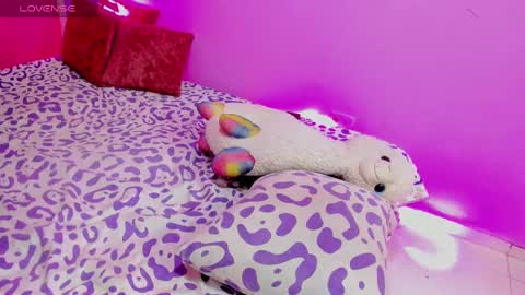 Celeste online show from October 1, 2025, 1:33 am