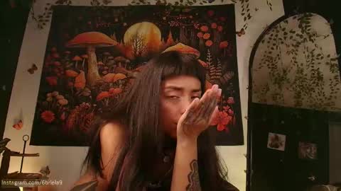 B R I E L A  online show from May 13, 2026, 5:38 am