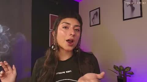 B R I E L A  online show from June 19, 2026, 3:22 am