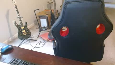 6stringer62 online show from March 15, 2026, 4:02 pm