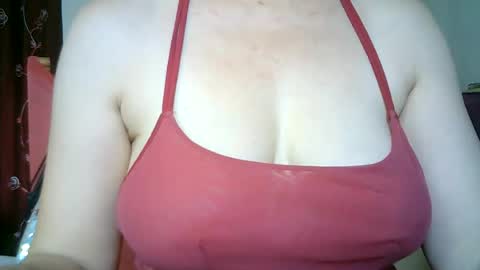 Snapshot of 77lilu chatting on June 21, 2026, 10:18 am Lilu online show from June 21, 2026, 10:18 am