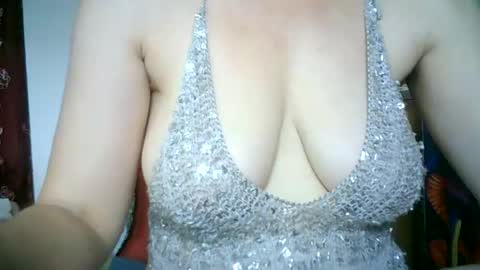 Snapshot of 77lilu chatting on June 26, 2026, 10:08 am Lilu online show from June 26, 2026, 10:08 am