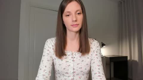 Anna online show from May 18, 2026, 8:03 pm