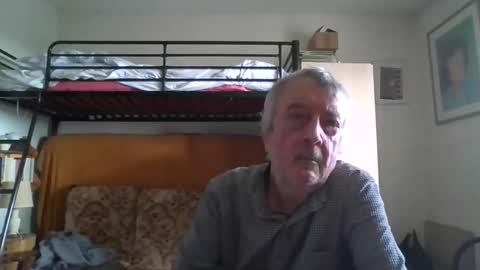 78kiss online show from May 3, 2026, 1:50 pm