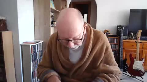  Papi  online show from March 7, 2025, 10:35 am