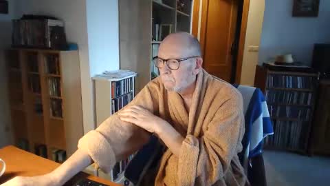  Papi  online show from March 7, 2026, 5:32 pm