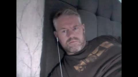 81jonnyx online show from October 11, 2025, 11:42 am