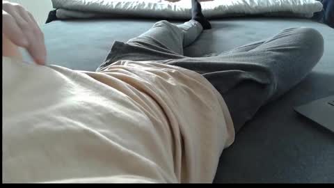 87johnny online show from December 7, 2024, 8:55 am