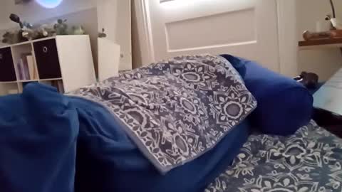 8inch_blessed online show from February 5, 2025, 3:52 pm