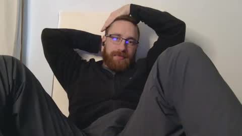 8InchesAndSomeHoles online show from February 12, 2026, 7:09 pm