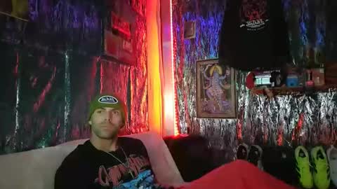 EvelDicknievel1 online show from December 16, 2025, 3:55 am