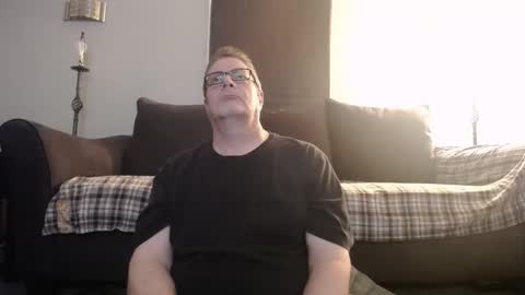 Snapshot of 989guy chatting on May 9, 2026, 2:06 am 989guy online show from May 9, 2026, 2:06 am