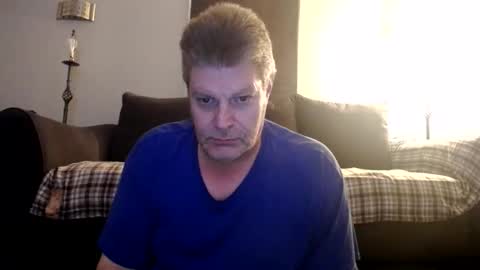 Snapshot of 989guy chatting on May 20, 2026, 12:17 am 989guy online show from May 20, 2026, 12:17 am
