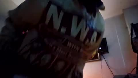 Snapshot of 9inchmac245751 chatting on December 2, 2025, 12:54 pm 9inchmac245751 online show from December 2, 2025, 12:54 pm