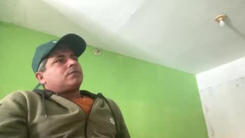 Snapshot of 9vinhocamshow chatting on July 12, 2026, 12:18 pm 9vinhocamshow online show from July 12, 2026, 12:18 pm