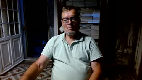 _123_voyeur_ online show from July 28, 2026, 7:39 pm