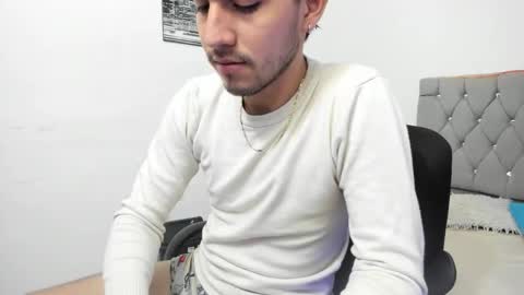 DERECK online show from February 1, 2026, 2:04 pm