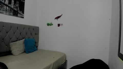 DERECK online show from April 9, 2026, 9:47 am