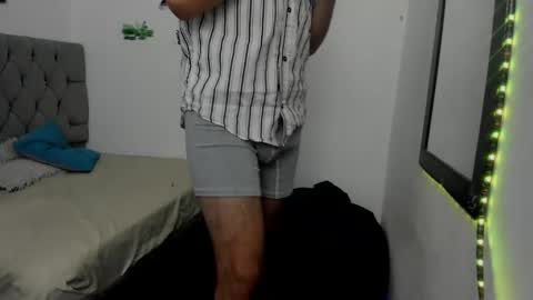 DERECK online show from April 10, 2026, 9:03 am