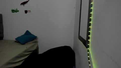 DERECK online show from April 13, 2026, 9:15 am