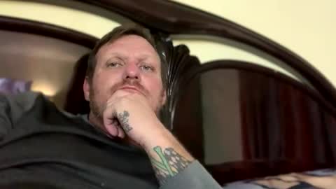 _5120100_kmarty25660 online show from November 22, 2025, 10:25 am