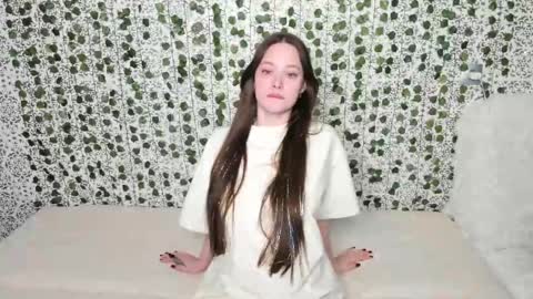 Snapshot of _52_ chatting on February 17, 2025, 4:31 am EMILY AND  MARCUS online show from February 17, 2025, 4:31 am