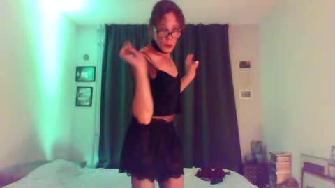 DeniceLovelace online show from August 9, 2026, 10:04 pm