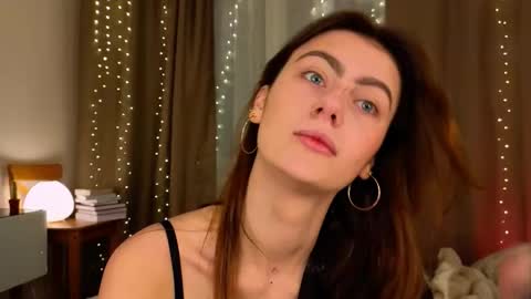 Snapshot of _a_n_n_y_ chatting on January 18, 2026, 9:18 pm Willow online show from January 18, 2026, 9:18 pm