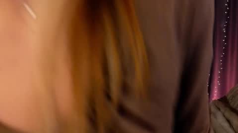 Snapshot of _a_n_n_y_ chatting on February 24, 2026, 6:55 am Willow online show from February 24, 2026, 6:55 am