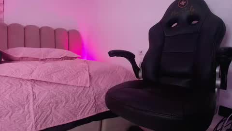  abby rouss online show from November 22, 2025, 3:16 am