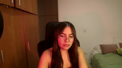 Snapshot of _abbyyyy_ chatting on May 29, 2026, 3:54 pm abby 3 online show from May 29, 2026, 3:54 pm