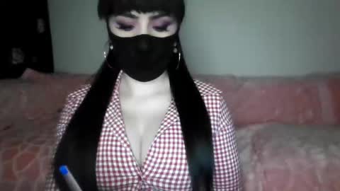 Adela online show from December 29, 2024, 4:19 pm