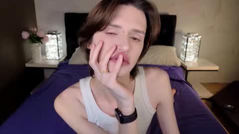 adrian online show from September 14, 2025, 8:30 pm