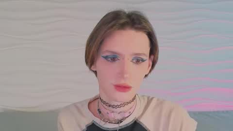 adrian online show from November 15, 2025, 5:05 am